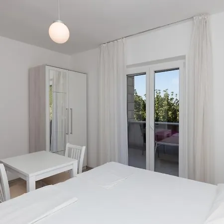 Basica Guest house 3*