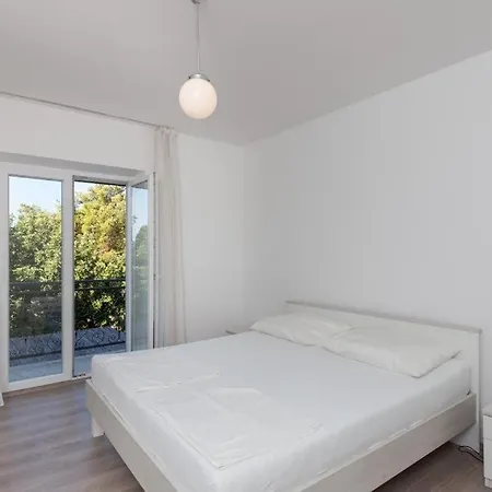 Basica Guest house 3*