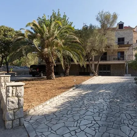 Basica Vendégház Saplunara