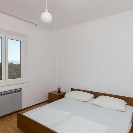 Vendégház Basica Saplunara